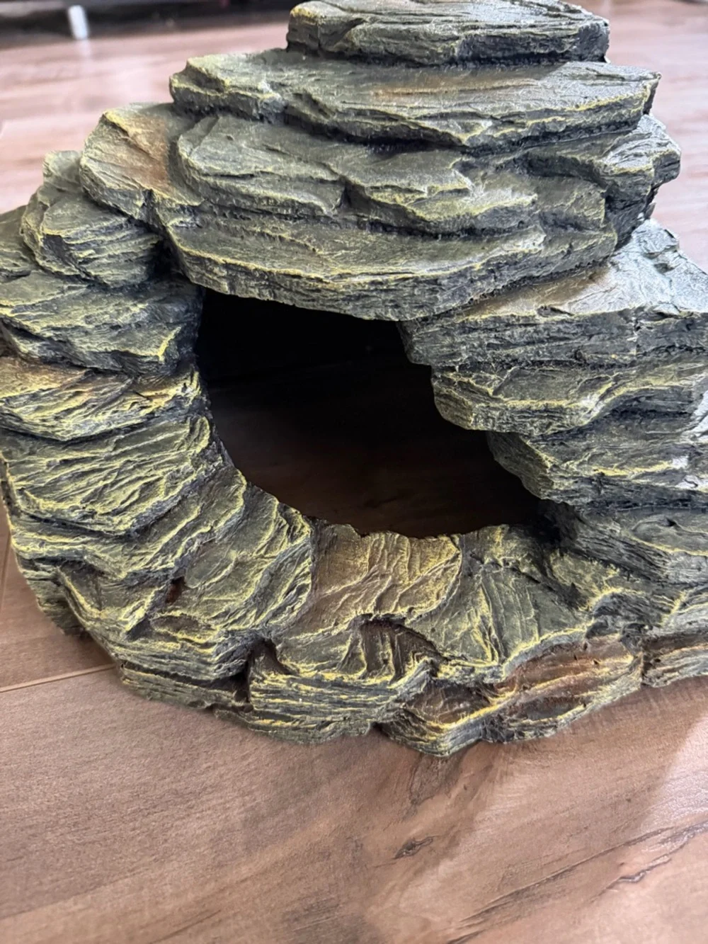 Thrive Rainforest Cave Reptile Decor